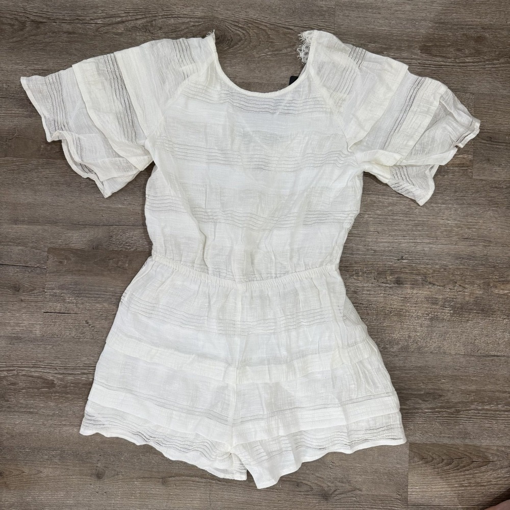 NWT J.O.A. Los Angeles White Lace-Up Flutter Sleeve Romper Size S